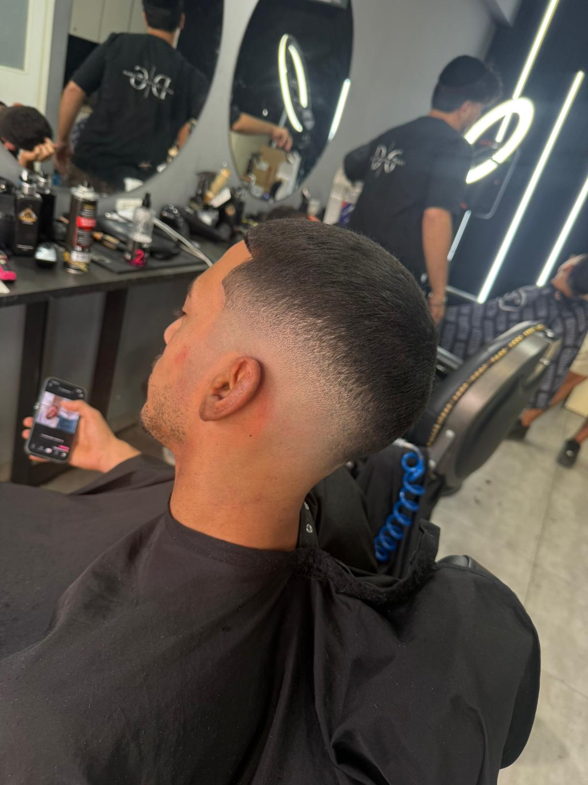 תספורת ועיצוב שיער מתוך גלריית Aviel Barbershop, תמונה 9 מתוך 23